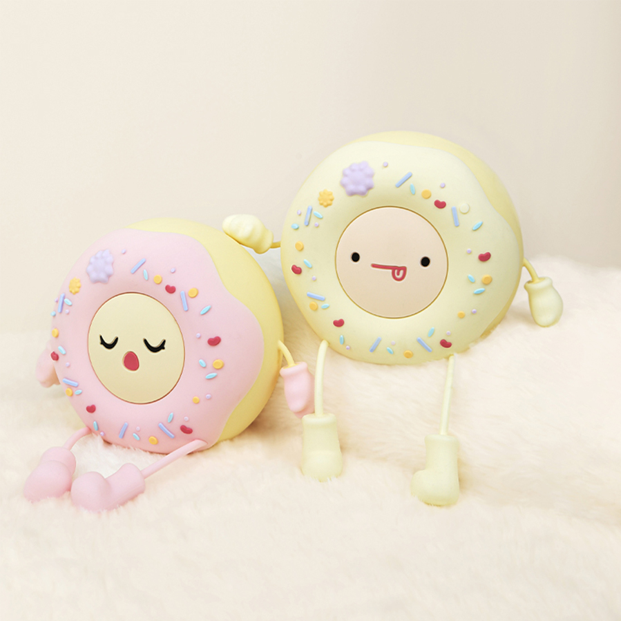ドーナツ型LEDナイトライト、漫画風シリコン製テーブルランプ - Baby Nursery Table Lamp のレビューと価格